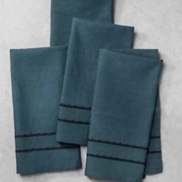 Hearth & Hand w/ Magnolia cloth napkins - Picture 2 of 5